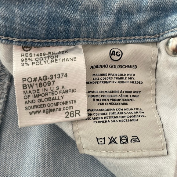 Ag the middi ankle jeans size 26.Light blue great for spring/ summer. - Picture 3 of 6